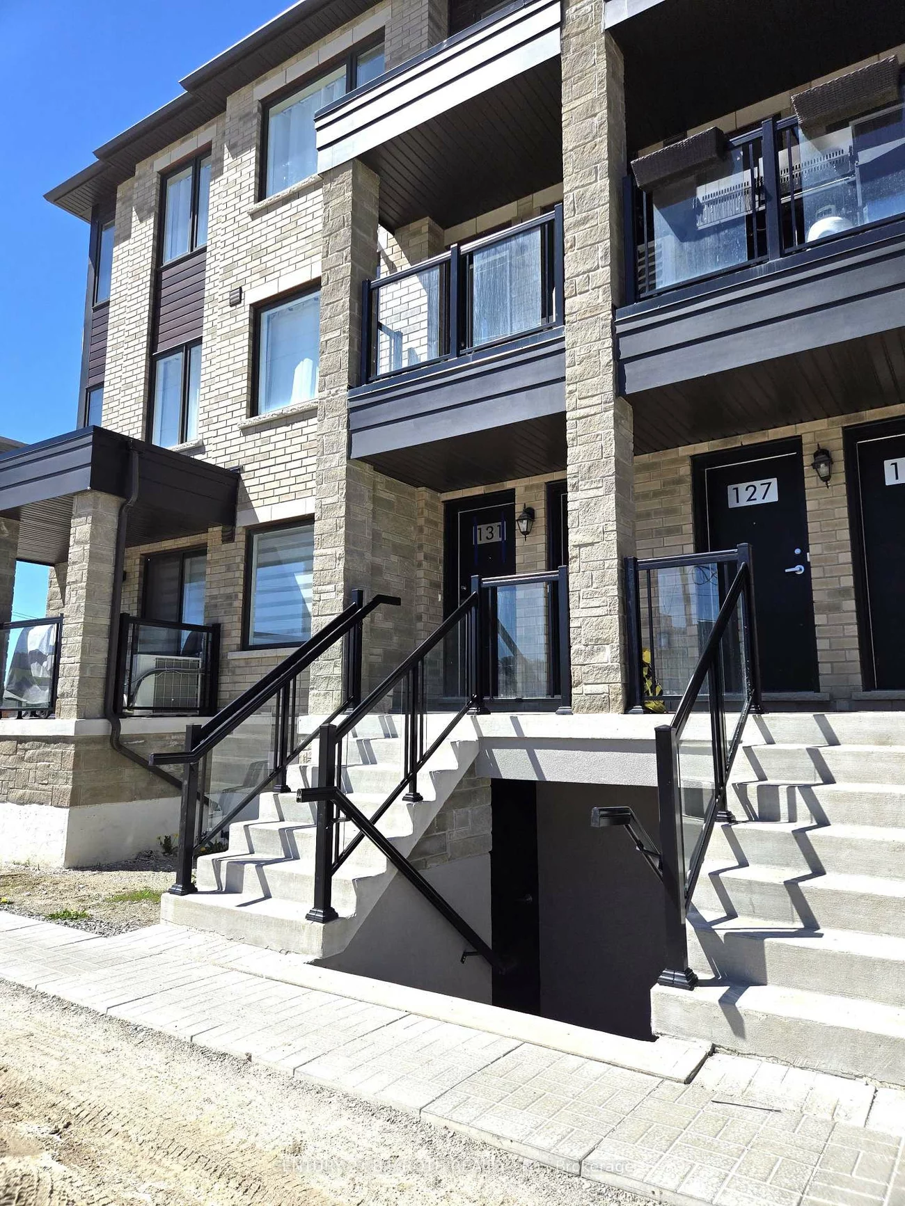 131, Appletree, Innis-Shore, Barrie