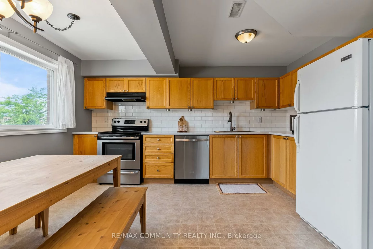 95, Goodwin, Painswick South, Barrie