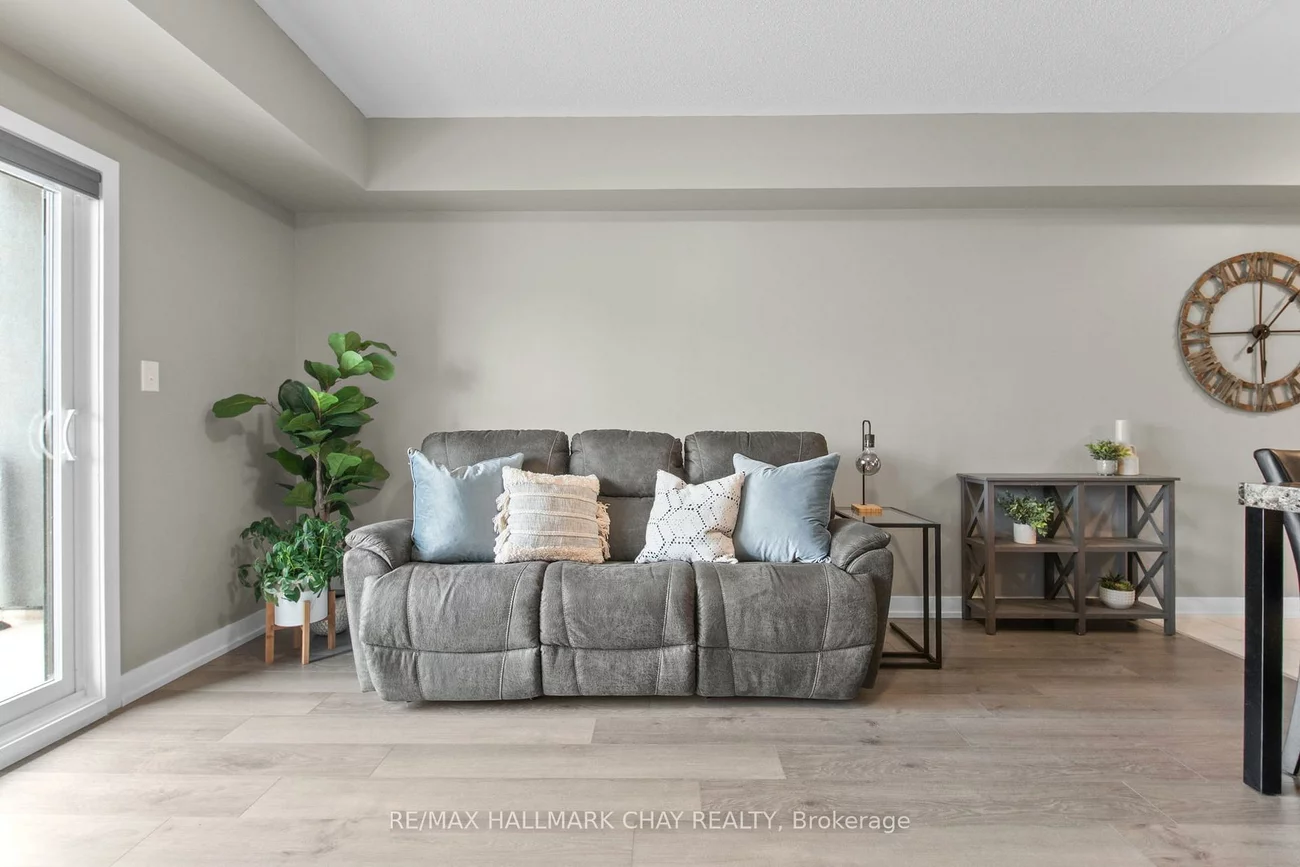 4, Spice, Innis-Shore, Barrie