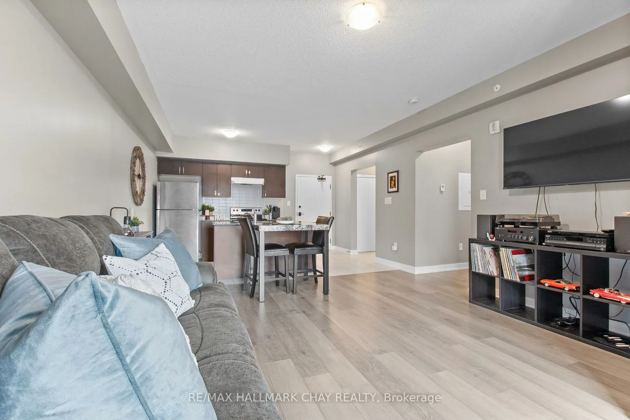 4, Spice, Innis-Shore, Barrie