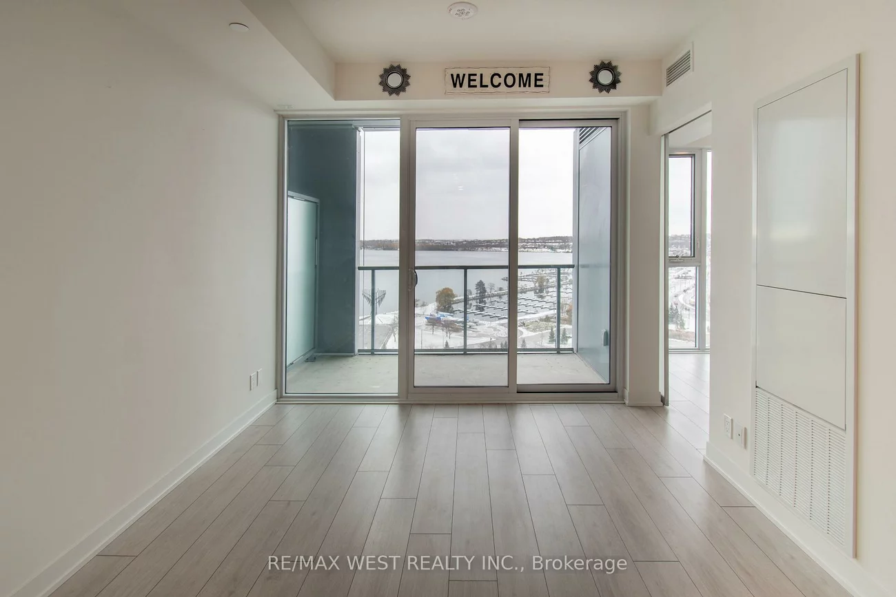 39, Mary, City Centre, Barrie