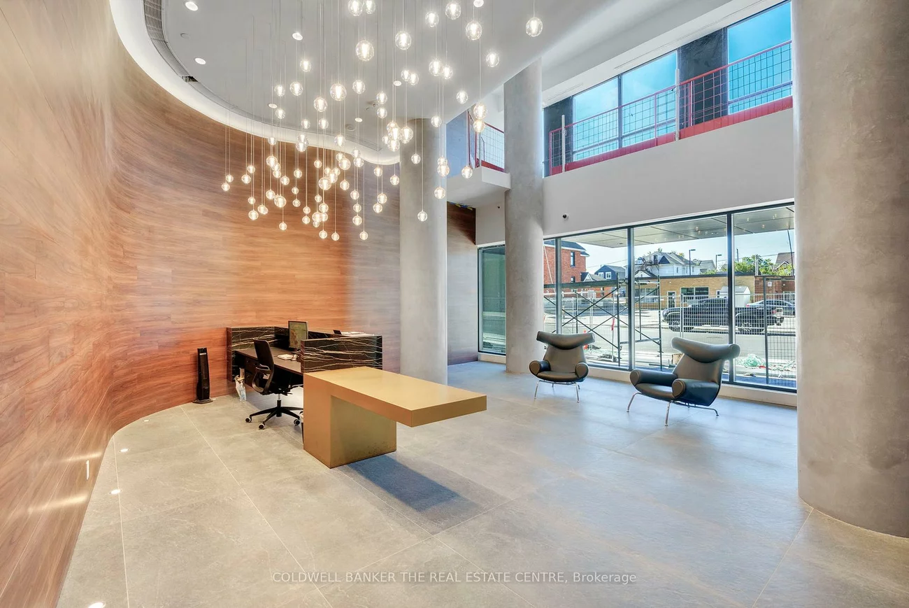 39, Mary, City Centre, Barrie