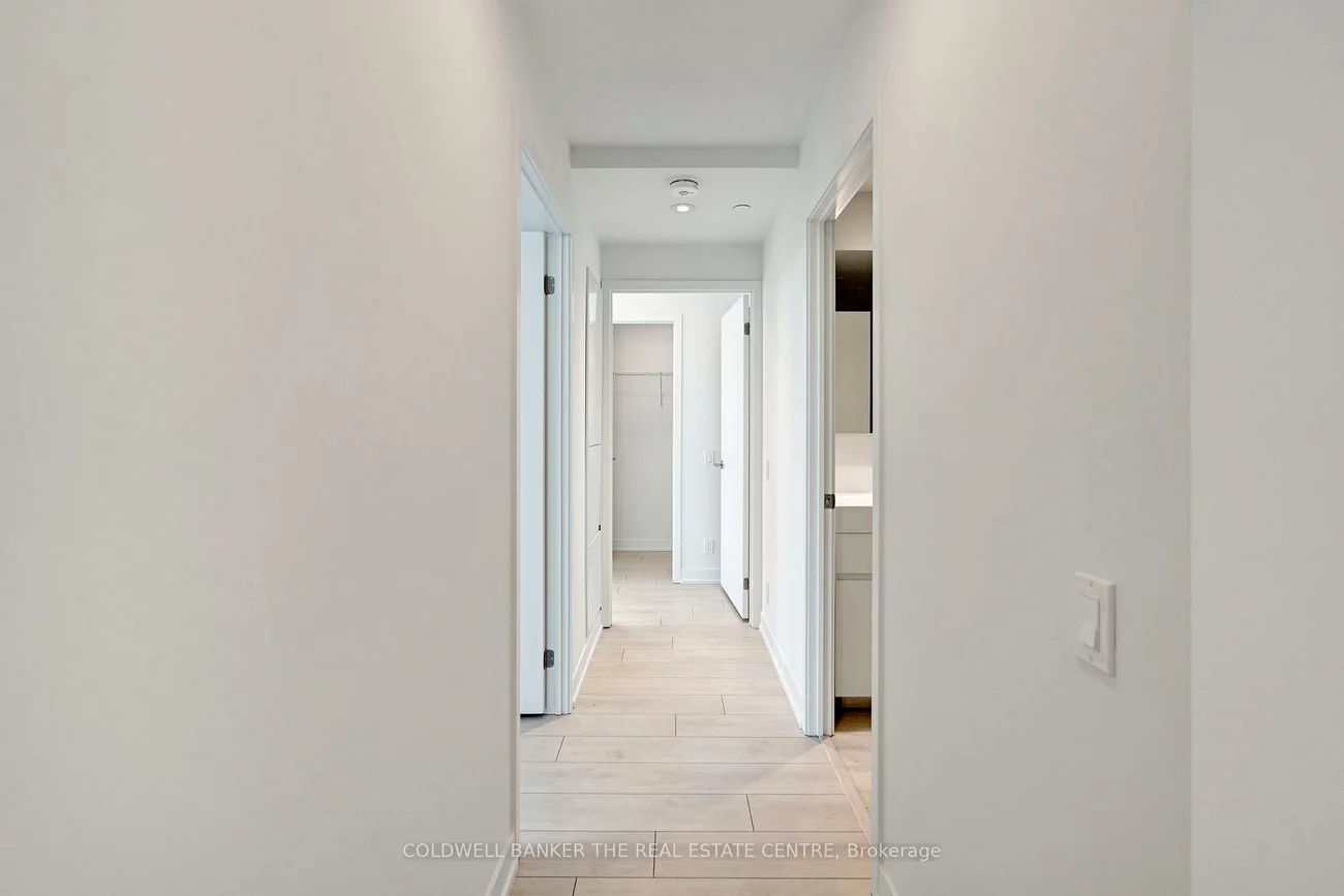 39, Mary, City Centre, Barrie