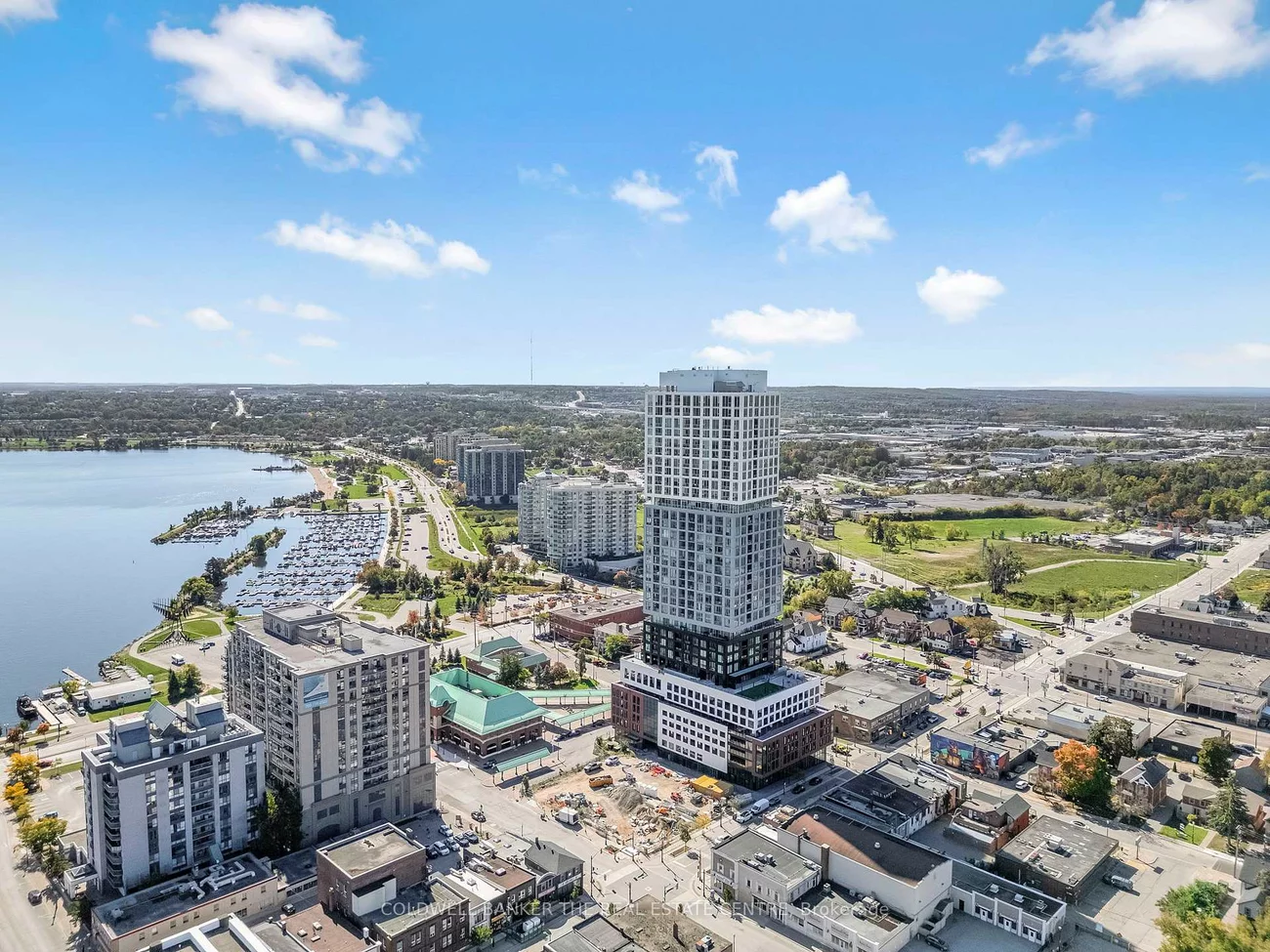 39, Mary, City Centre, Barrie