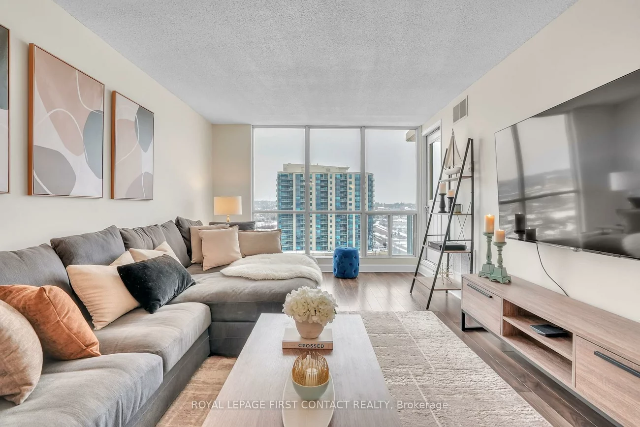 65, Ellen, City Centre, Barrie