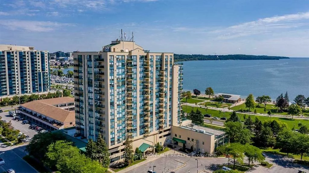 65, Ellen, City Centre, Barrie