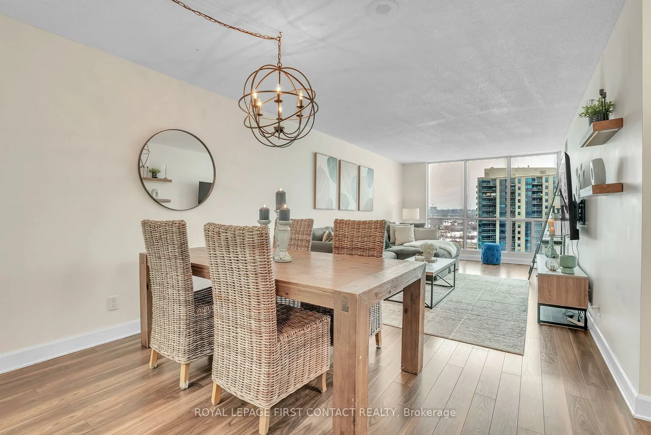 65, Ellen, City Centre, Barrie