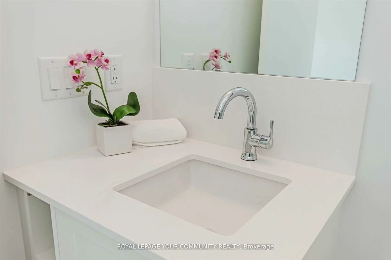 681, Yonge, Painswick South, Barrie