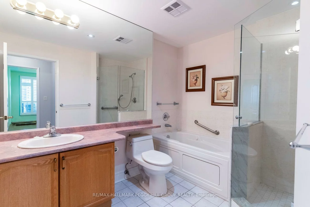 2, Toronto, City Centre, Barrie