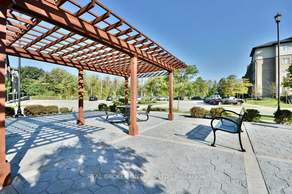 40, Ferndale, Ardagh, Barrie