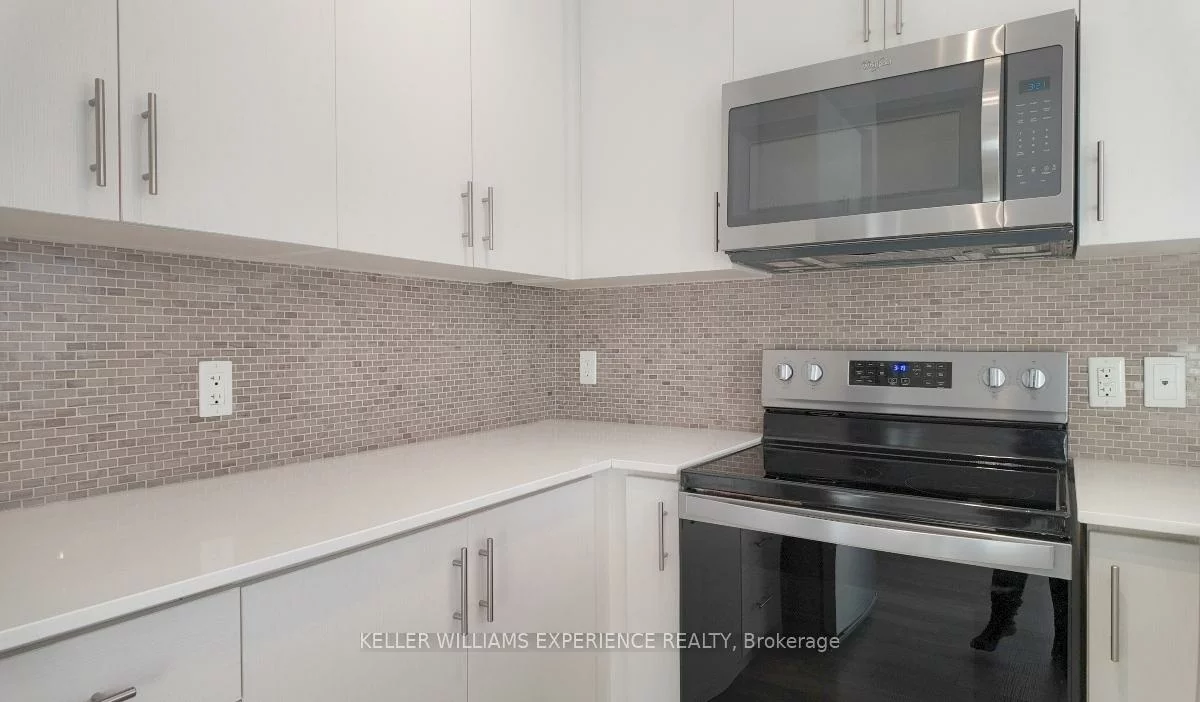 111, Worsley, City Centre, Barrie