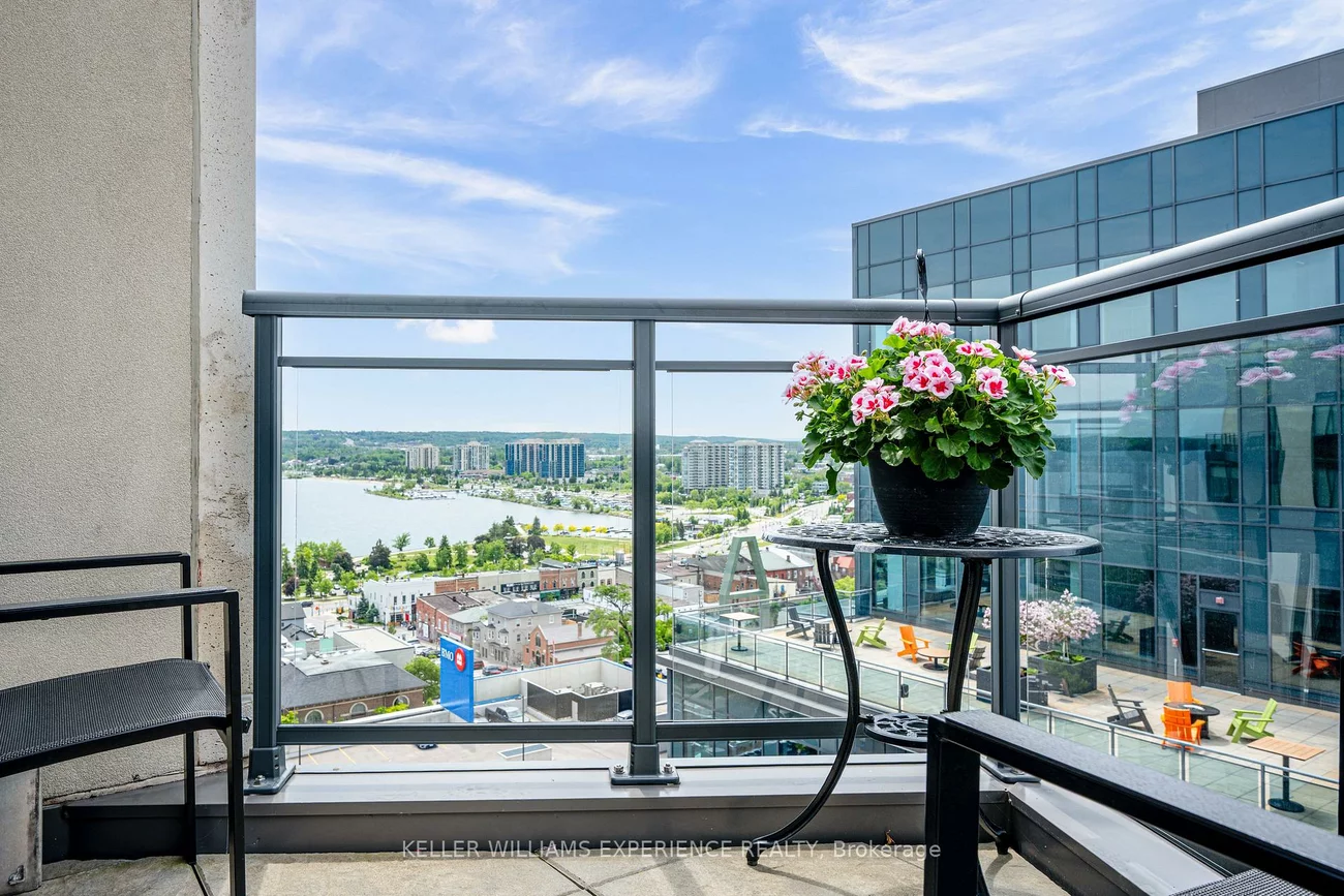 111, Worsley, City Centre, Barrie