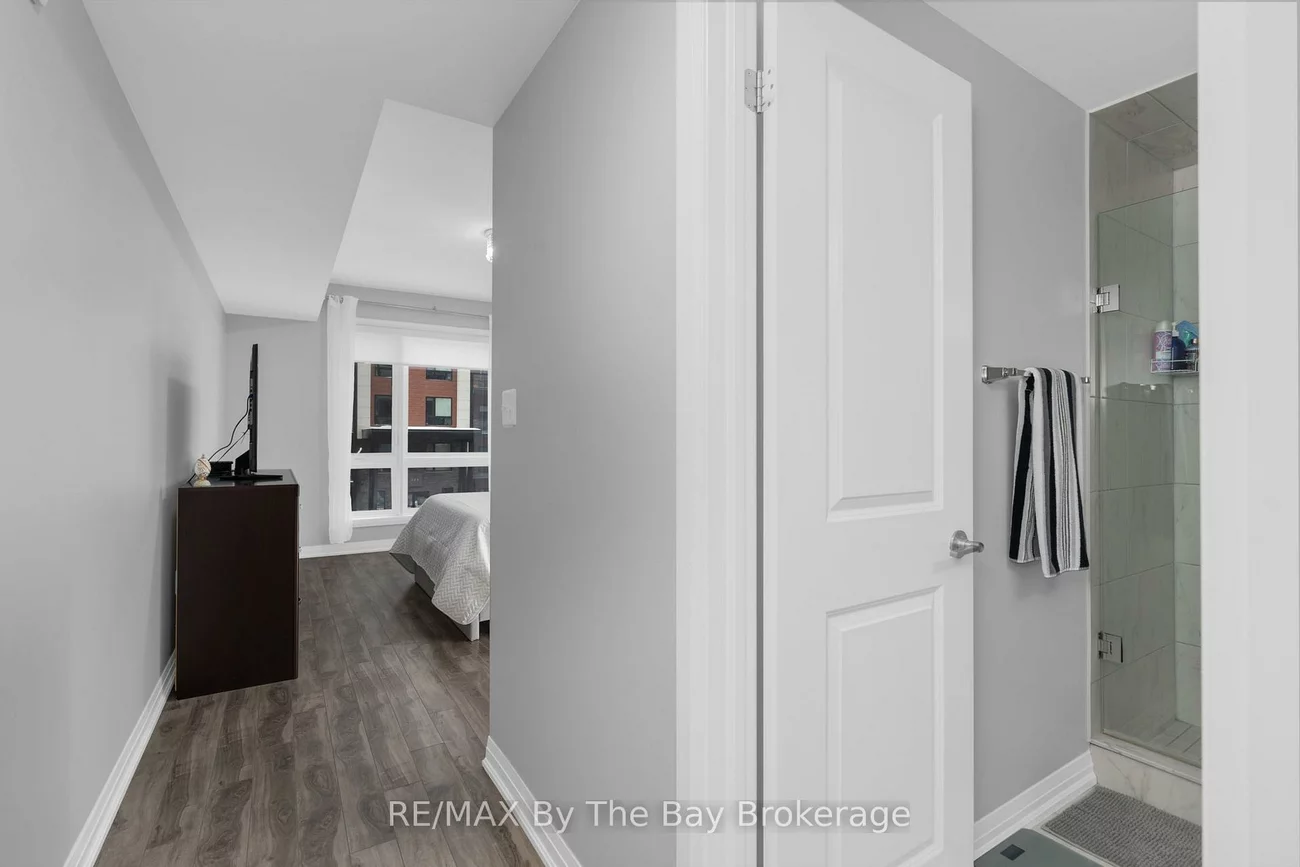 300, ESSA, 400 West, Barrie