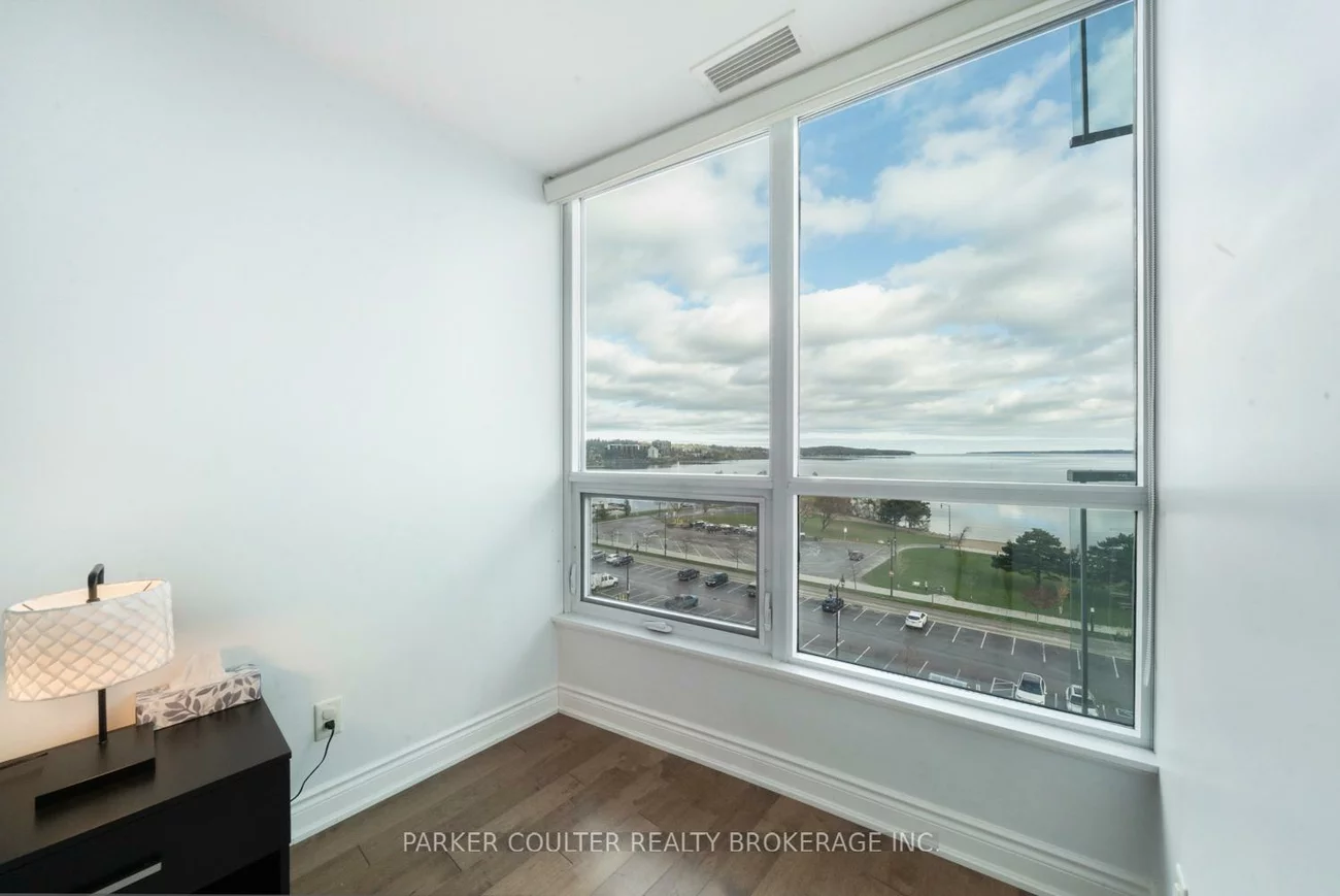 37, Ellen, City Centre, Barrie