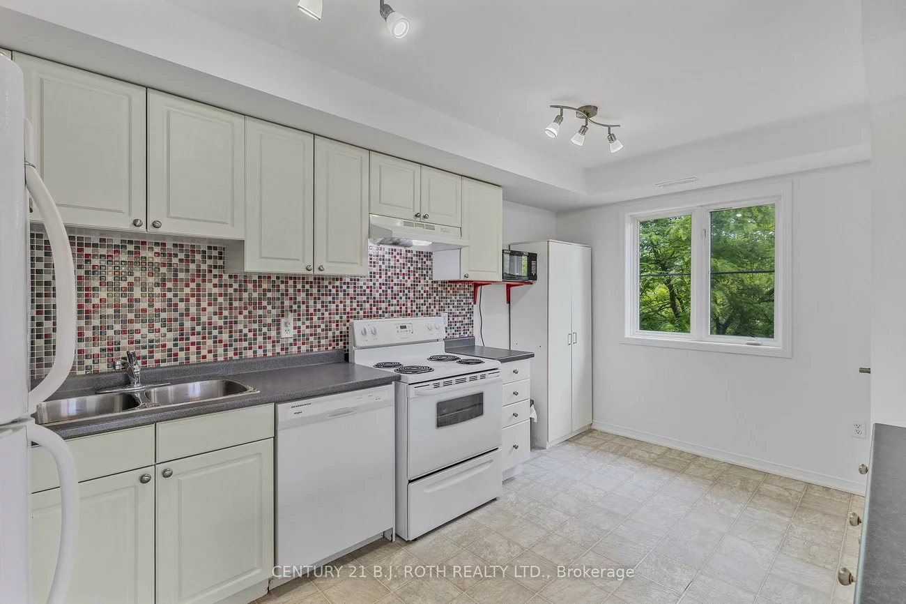 13, Cheltenham, Georgian Drive, Barrie