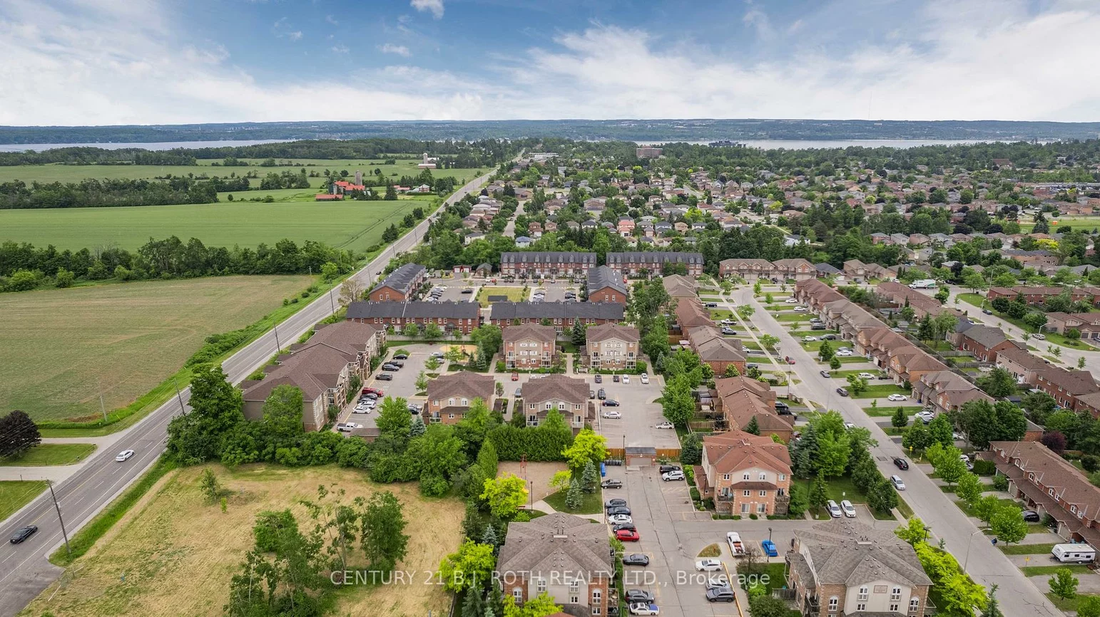 13, Cheltenham, Georgian Drive, Barrie