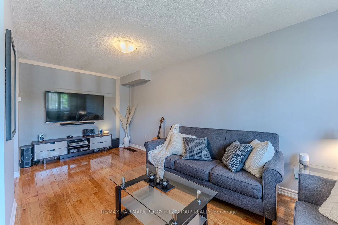 209, Harvie, Holly, Barrie