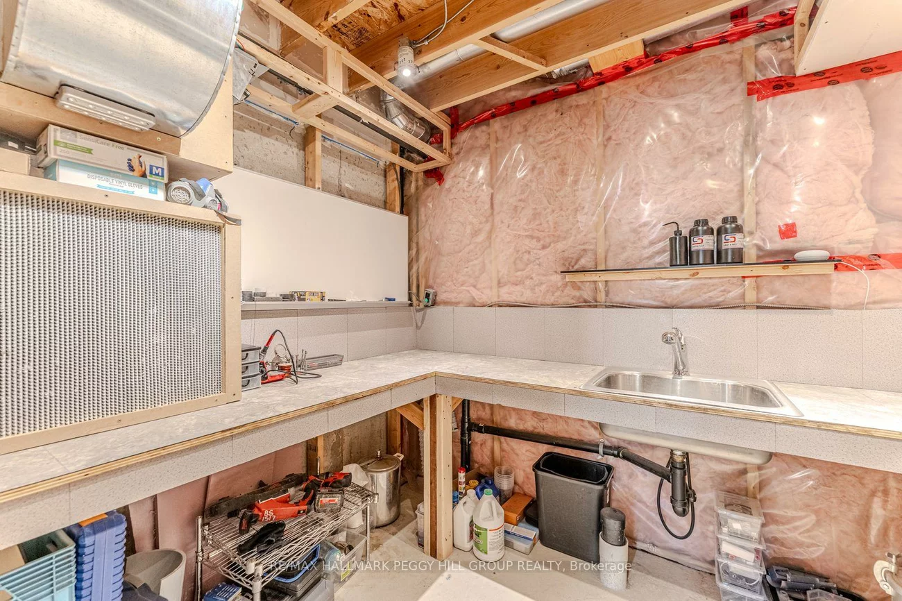 209, Harvie, Holly, Barrie