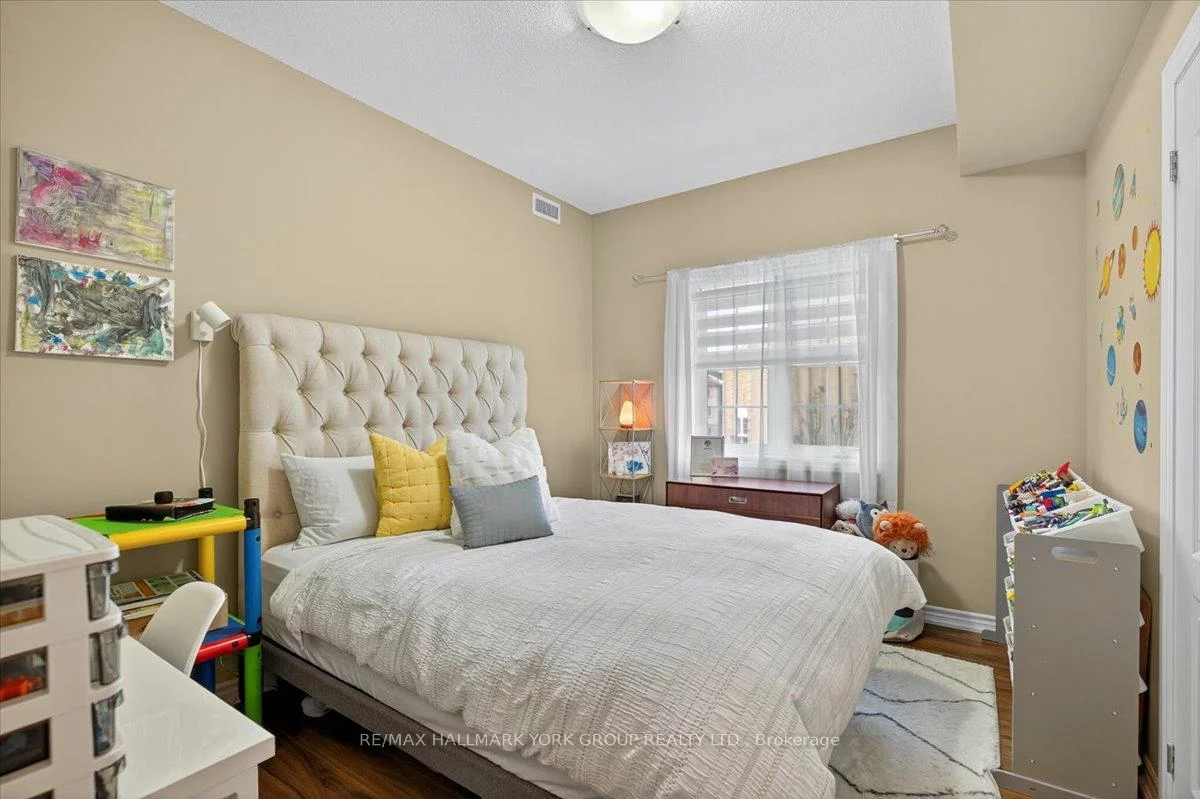 45, FERNDALE, Ardagh, Barrie