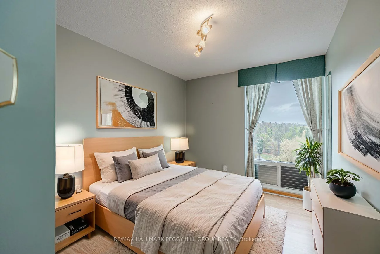 181, Collier, North Shore, Barrie