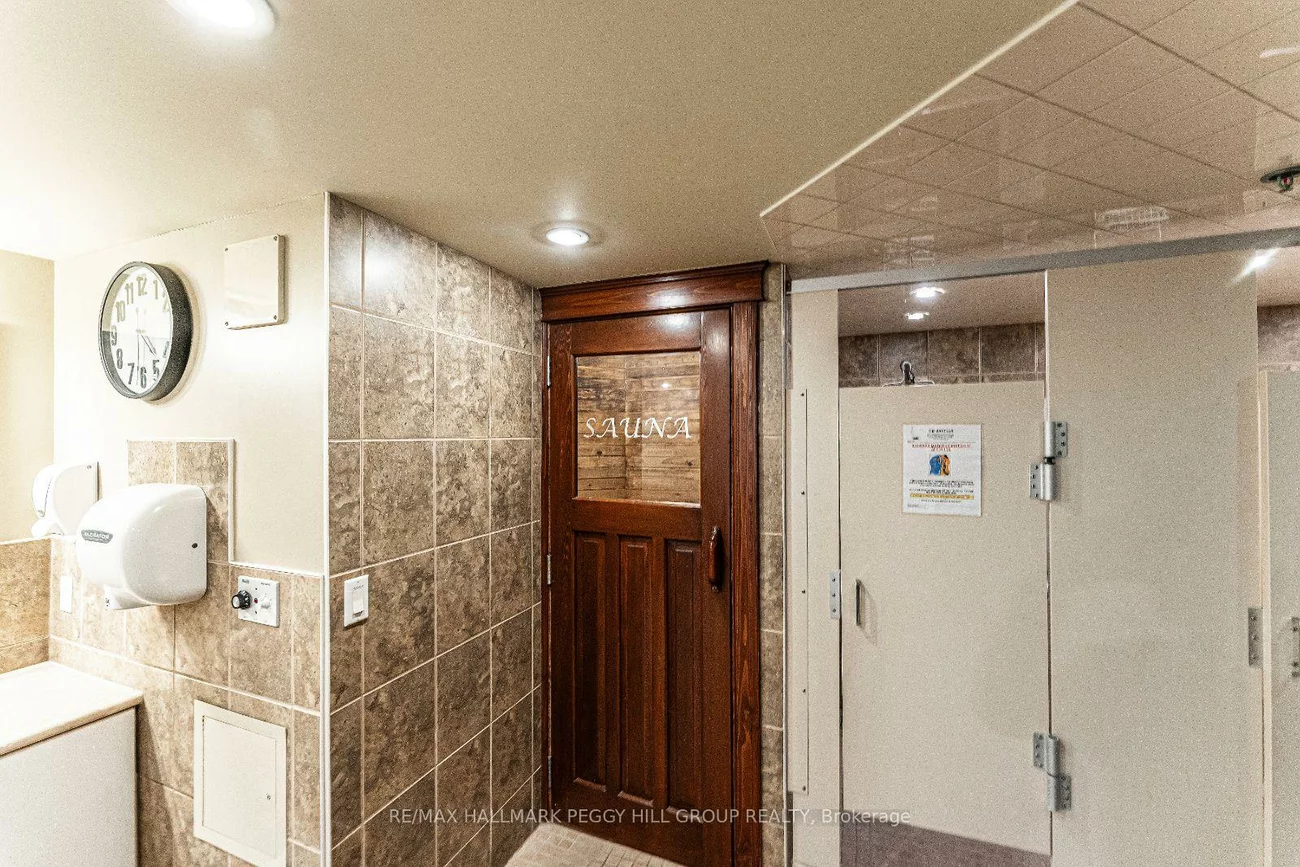 181, Collier, North Shore, Barrie