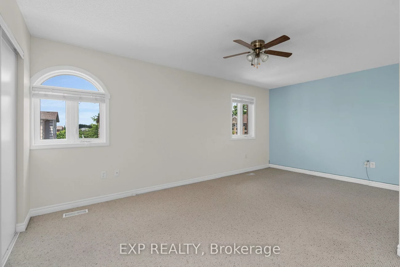 135, Sydenham Wells, Georgian Drive, Barrie