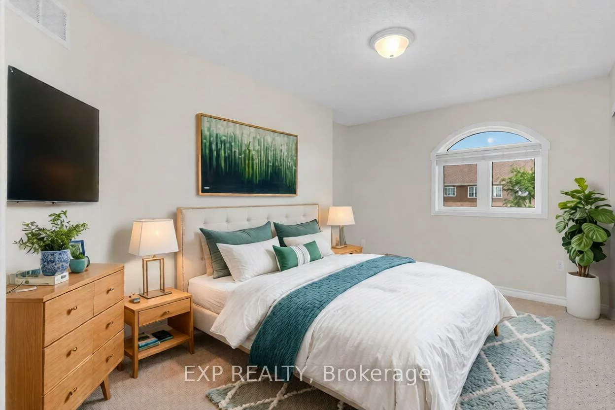 135, Sydenham Wells, Georgian Drive, Barrie