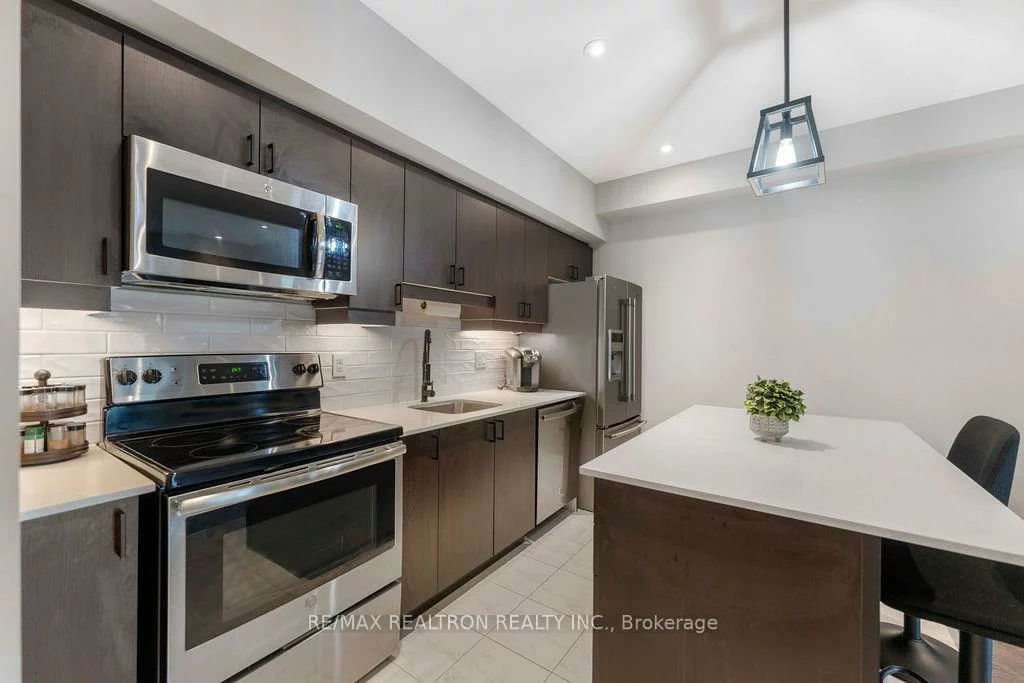 300, Essa, 400 West, Barrie