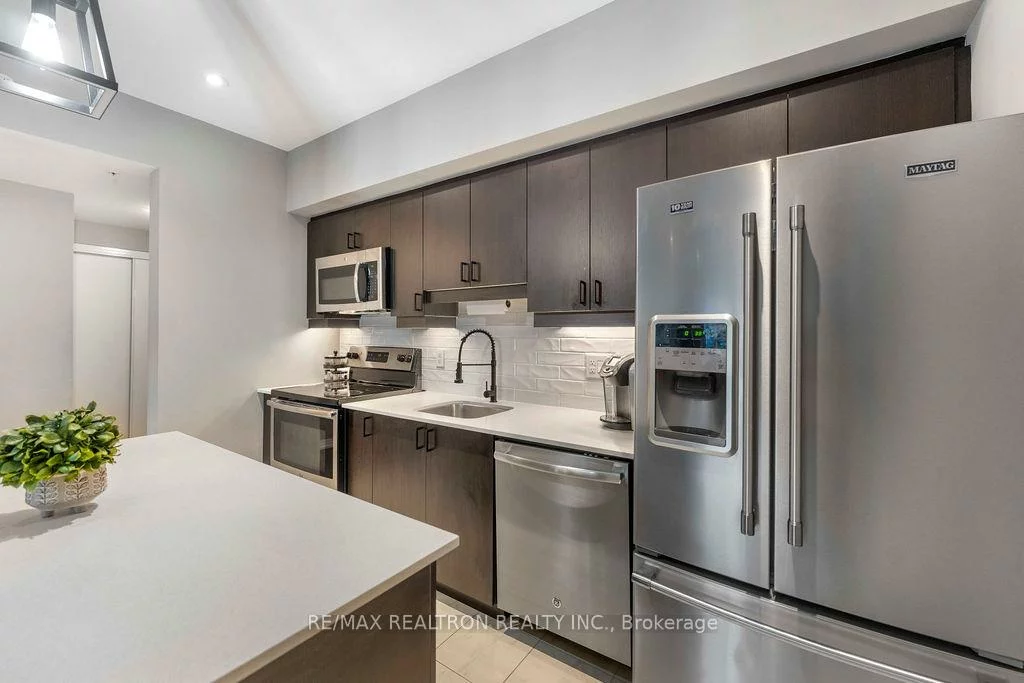 300, Essa, 400 West, Barrie