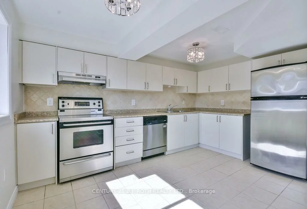 87, Goodwin, Painswick South, Barrie