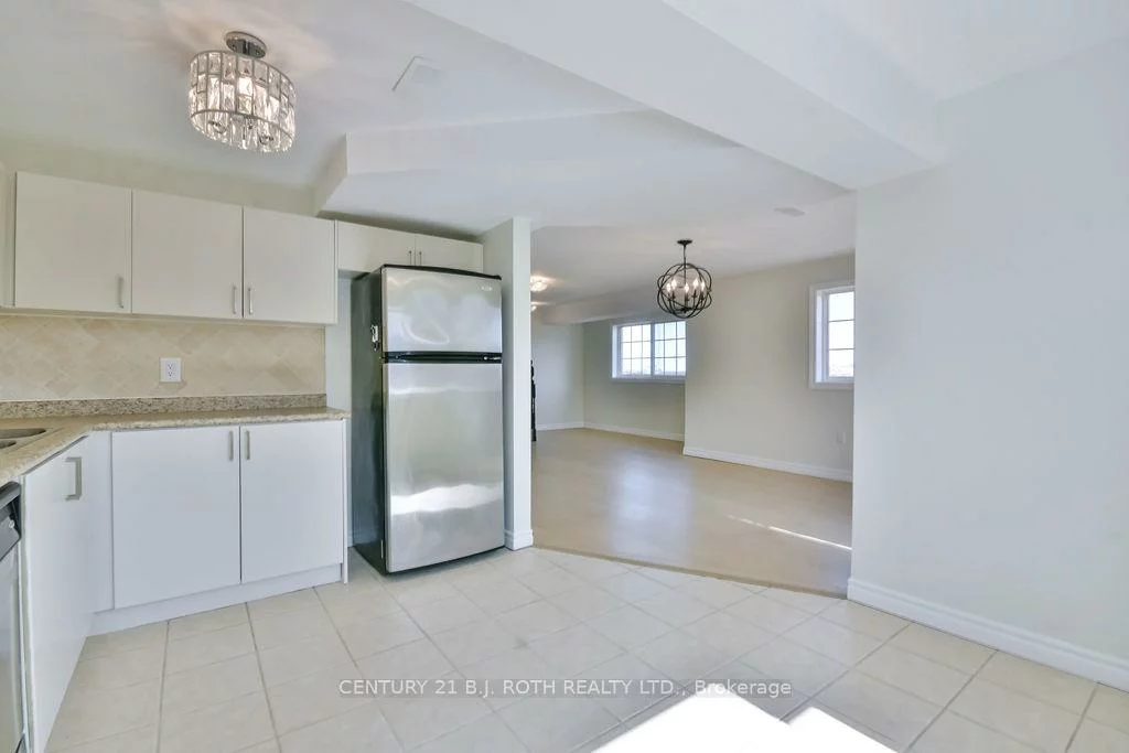 87, Goodwin, Painswick South, Barrie