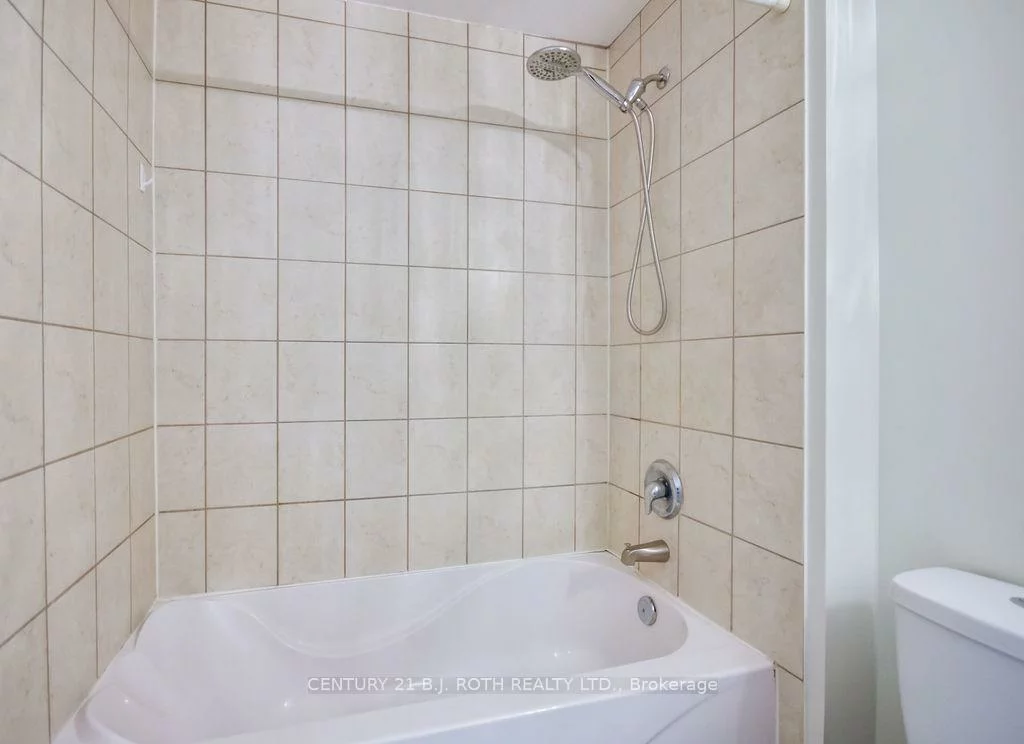 87, Goodwin, Painswick South, Barrie