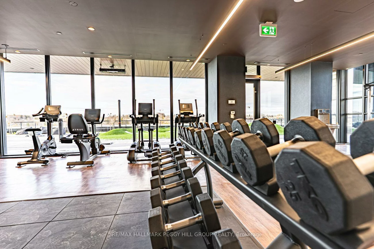 39, Mary, City Centre, Barrie