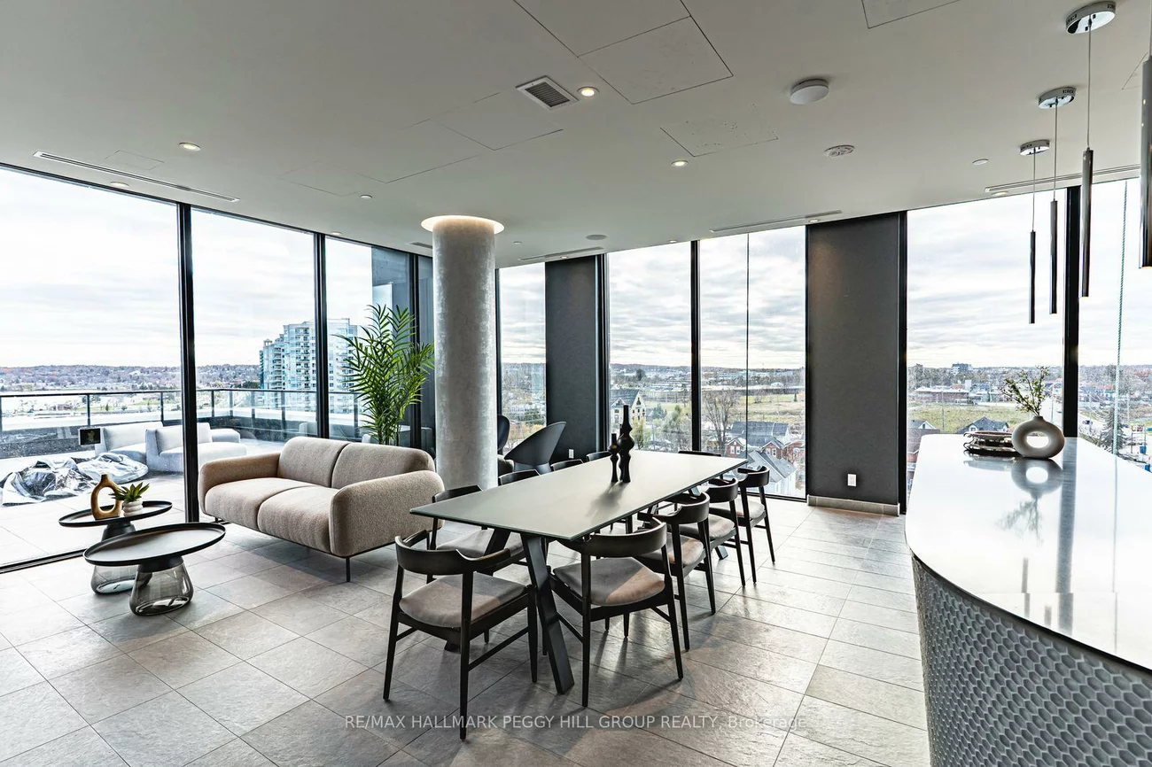 39, Mary, City Centre, Barrie