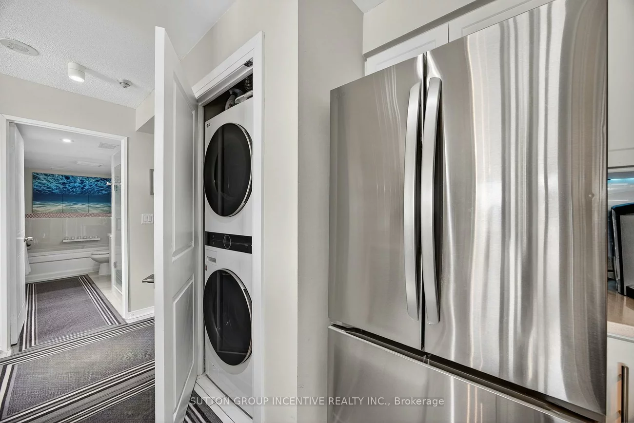 140, Dunlop, City Centre, Barrie