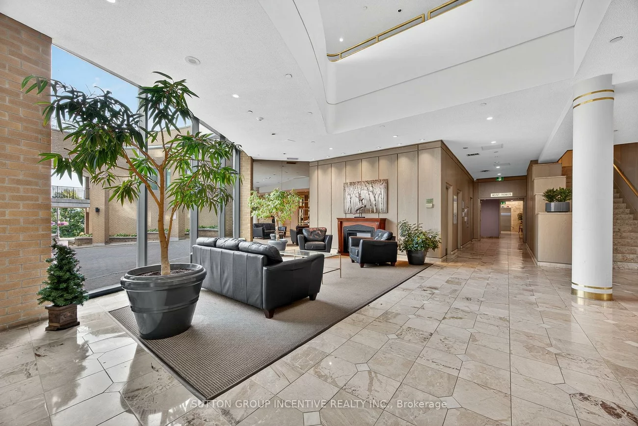 140, Dunlop, City Centre, Barrie