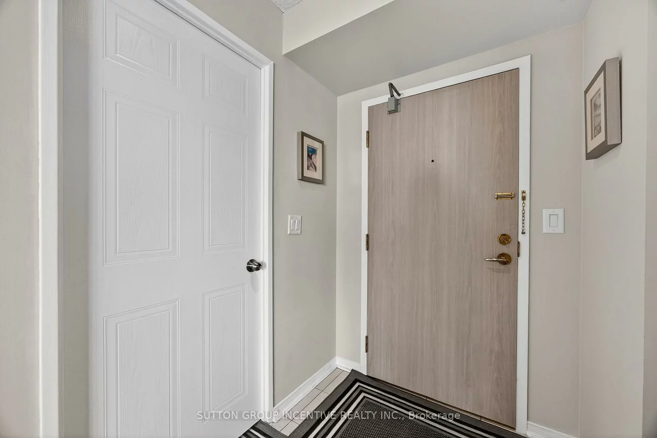 140, Dunlop, City Centre, Barrie