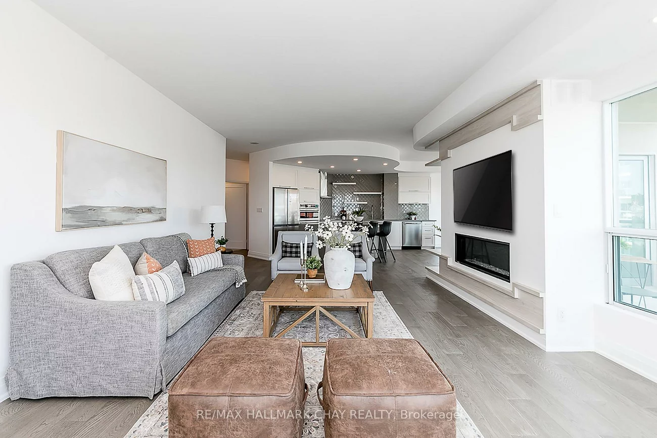 2, Toronto, City Centre, Barrie