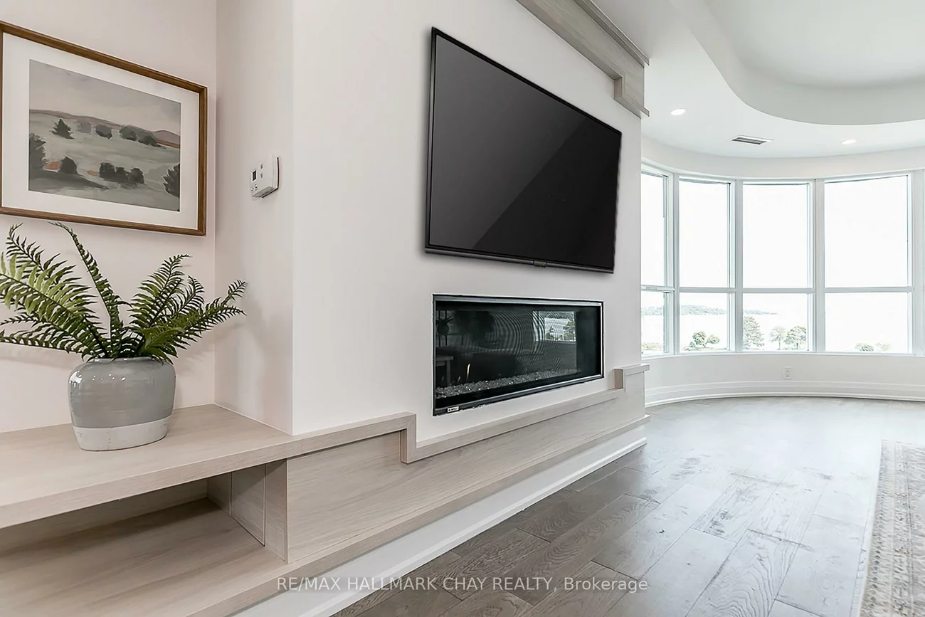 2, Toronto, City Centre, Barrie