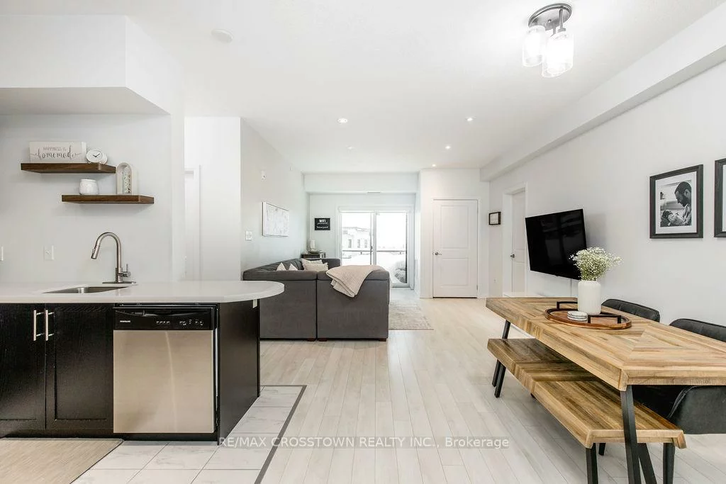 304, ESSA, 400 West, Barrie