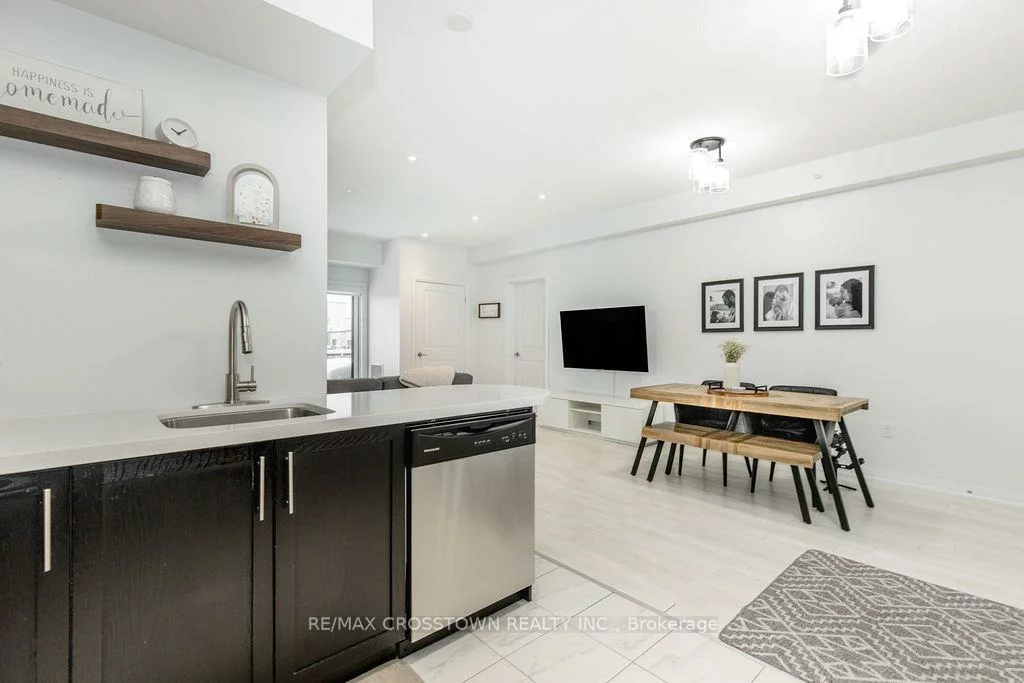 304, ESSA, 400 West, Barrie