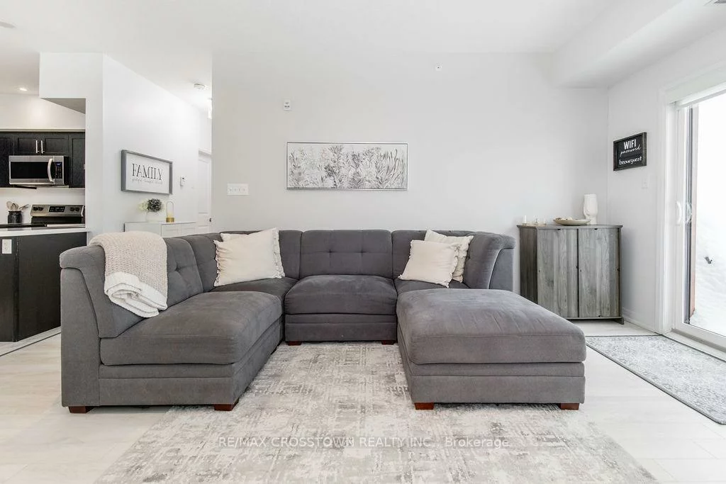 304, ESSA, 400 West, Barrie