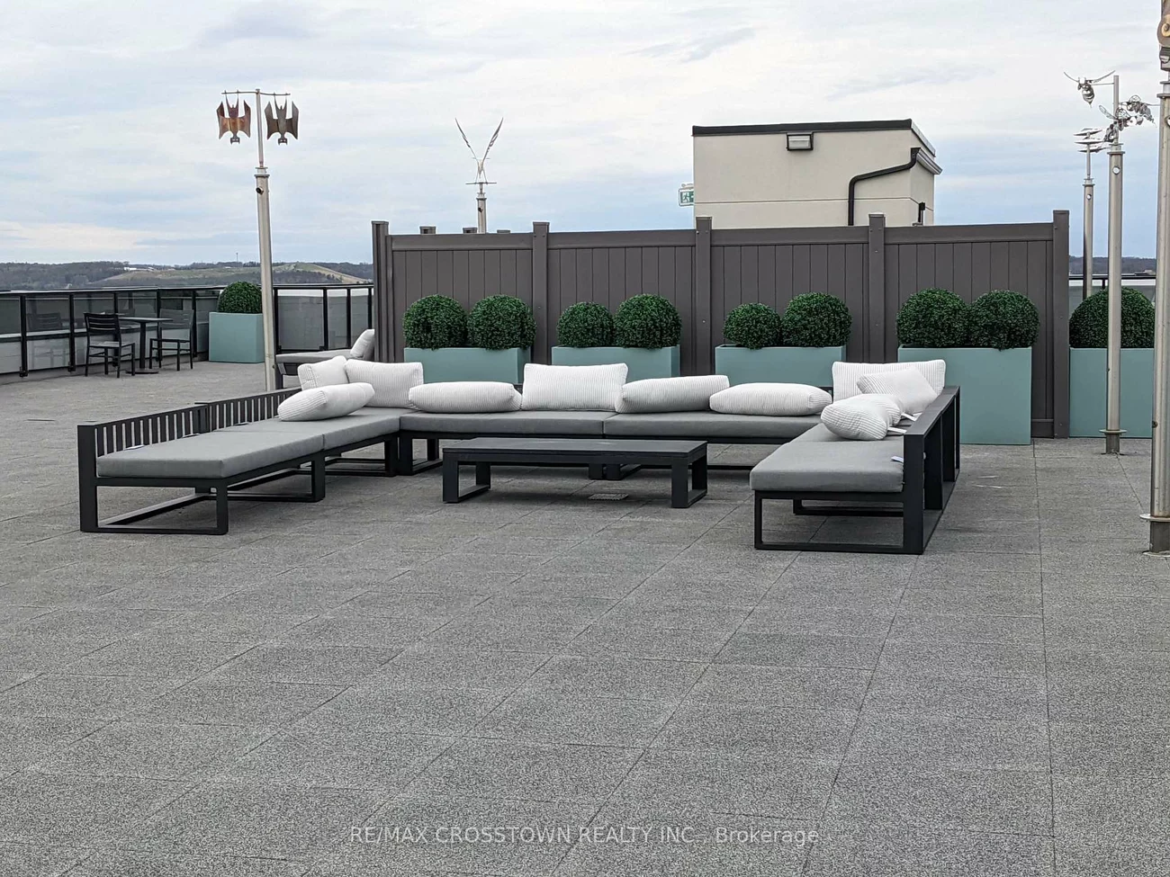 304, ESSA, 400 West, Barrie