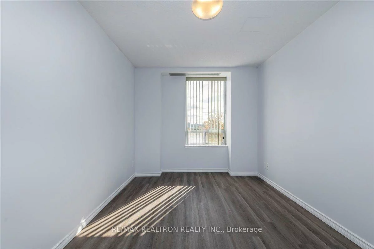 74, Ross, Queen's Park, Barrie