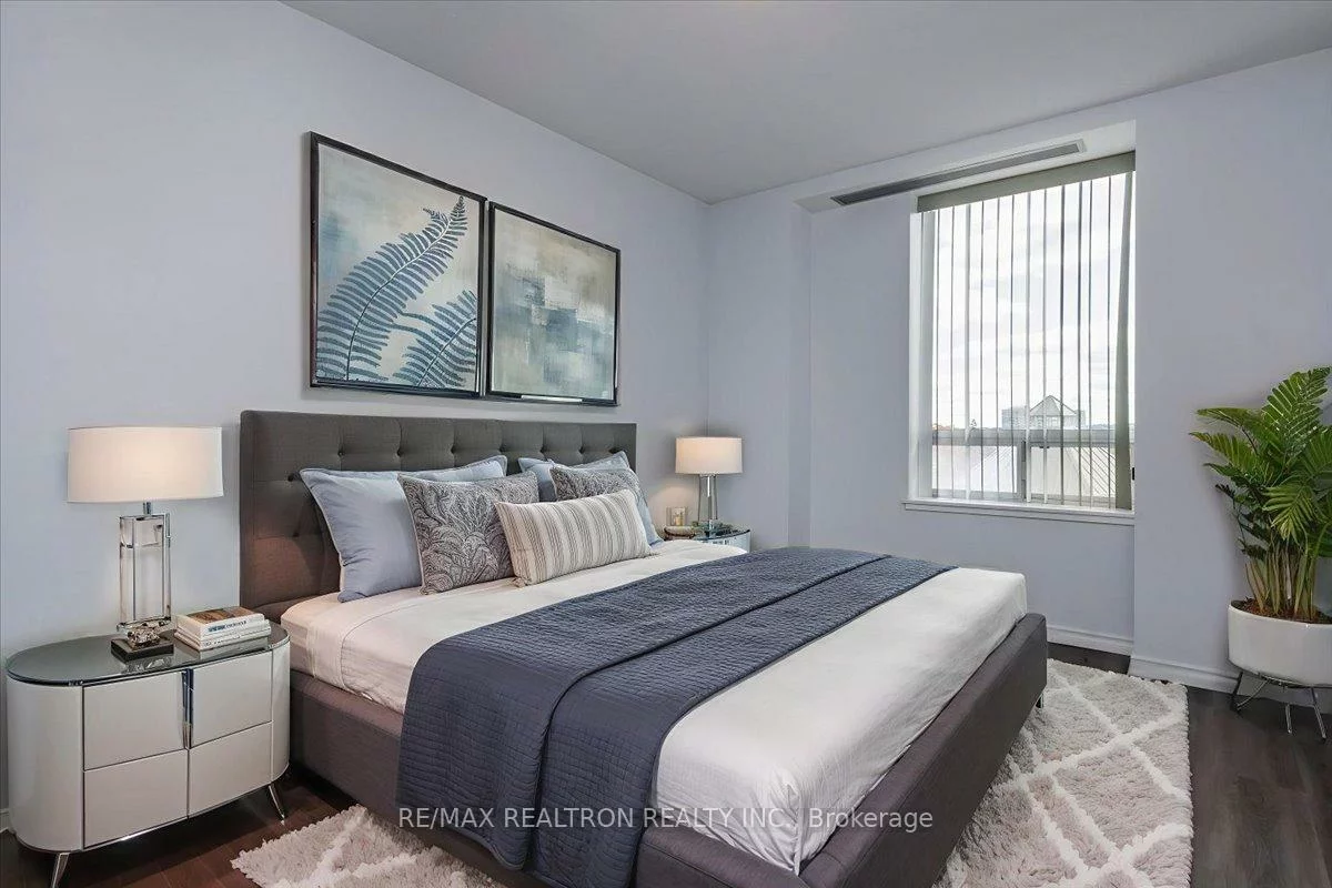 74, Ross, Queen's Park, Barrie