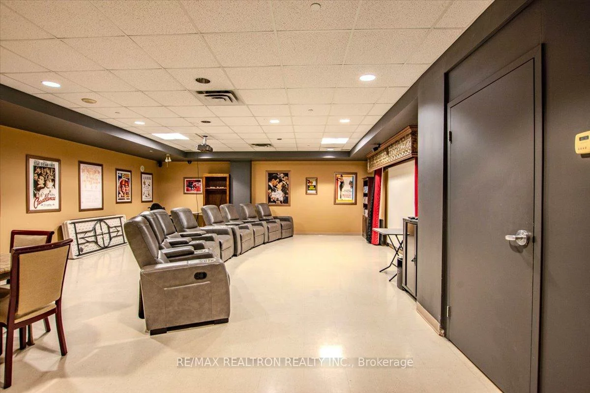 74, Ross, Queen's Park, Barrie