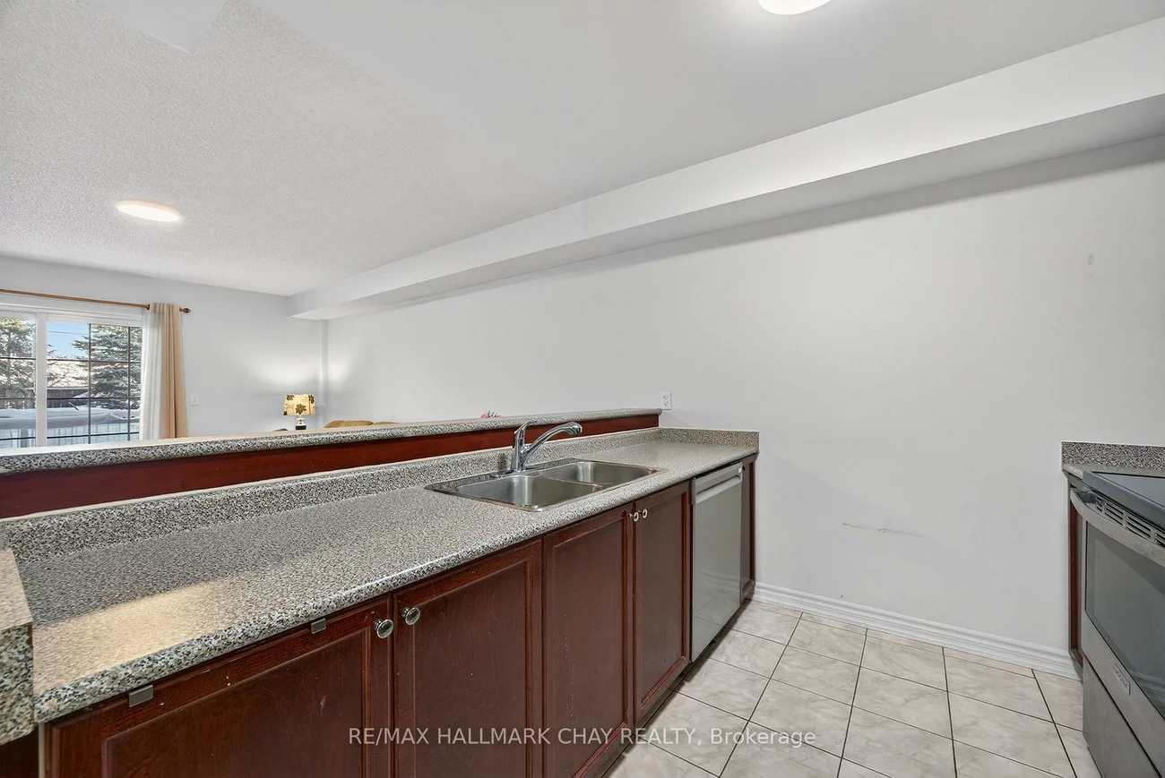 41, Coulter, Sunnidale, Barrie