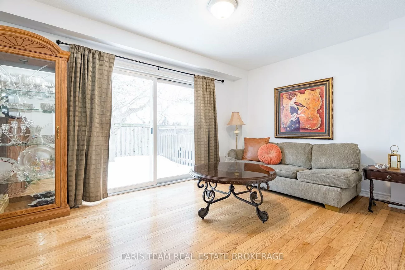 37, Southwoods, Holly, Barrie