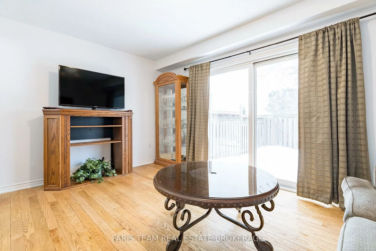 37, Southwoods, Holly, Barrie