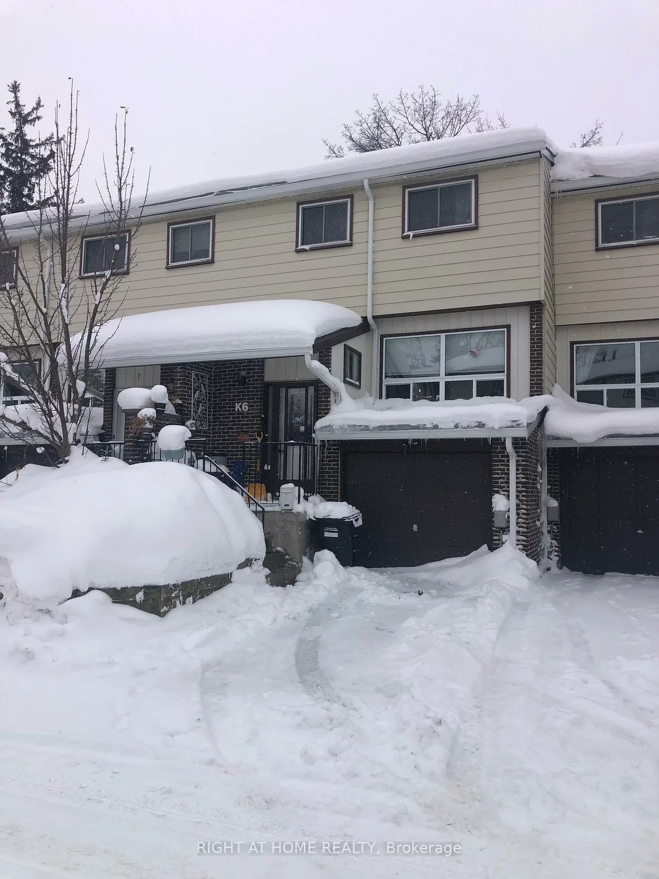 63, Ferris, Cundles East, Barrie